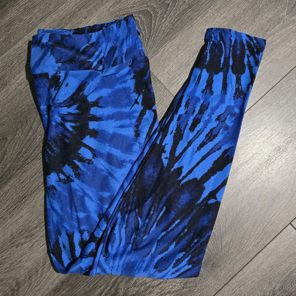 Soft stretchy leggings in size TC2